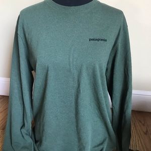 Patagonia long sleeve graphic tee